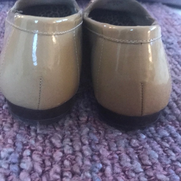 Shoes - Picture 5 of 5